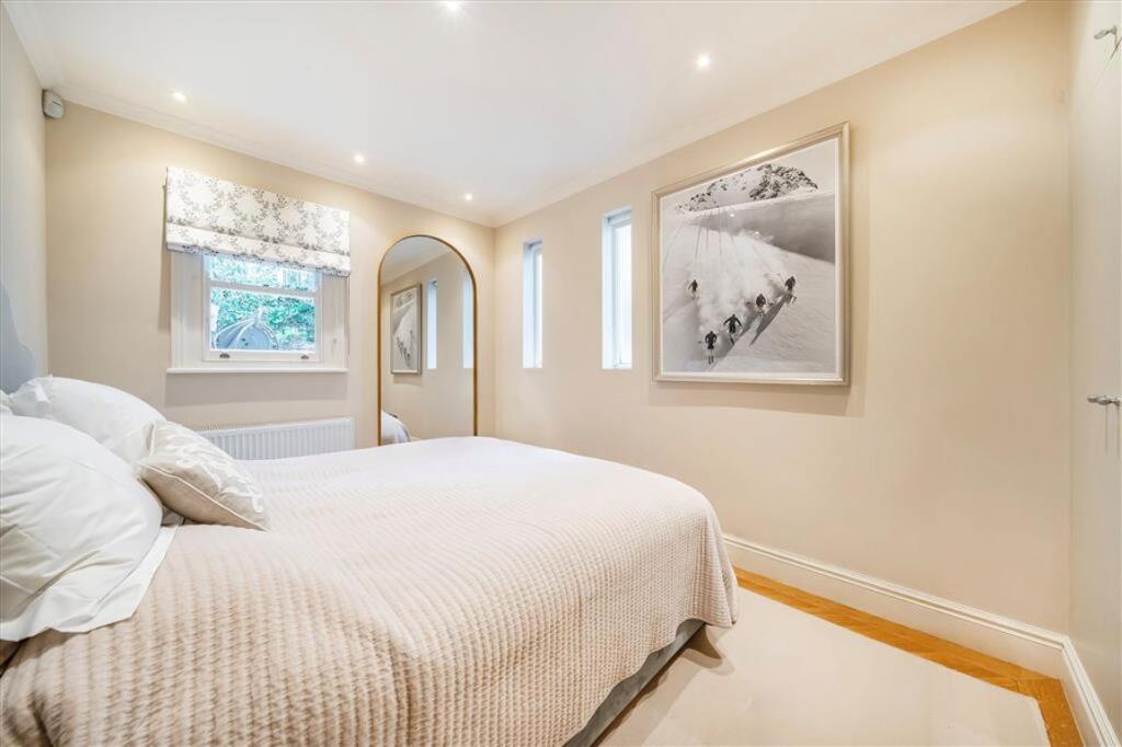 Apartment in London, Brook Green - View 4