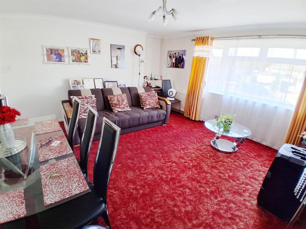 Apartment in London - View 5