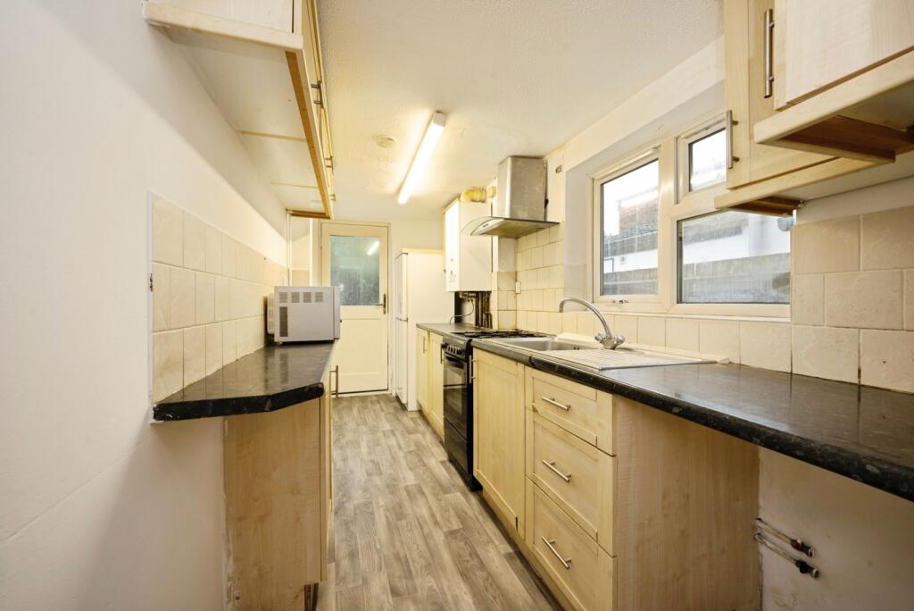 House in Milton Keynes - View 3