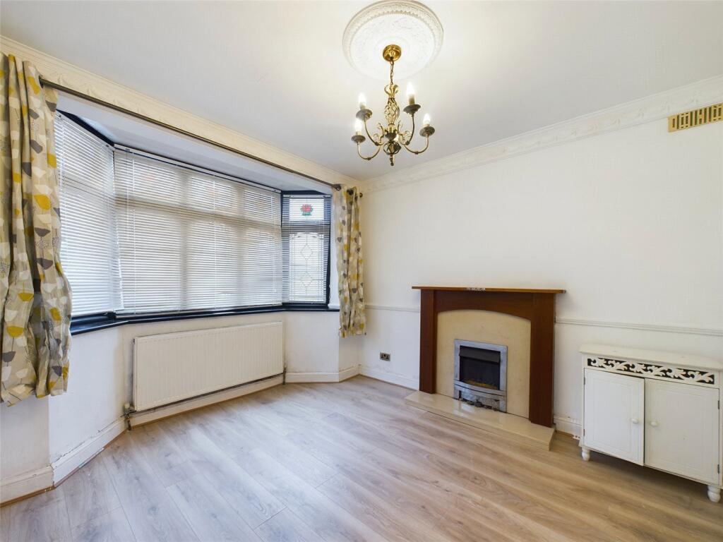 House in London - View 5