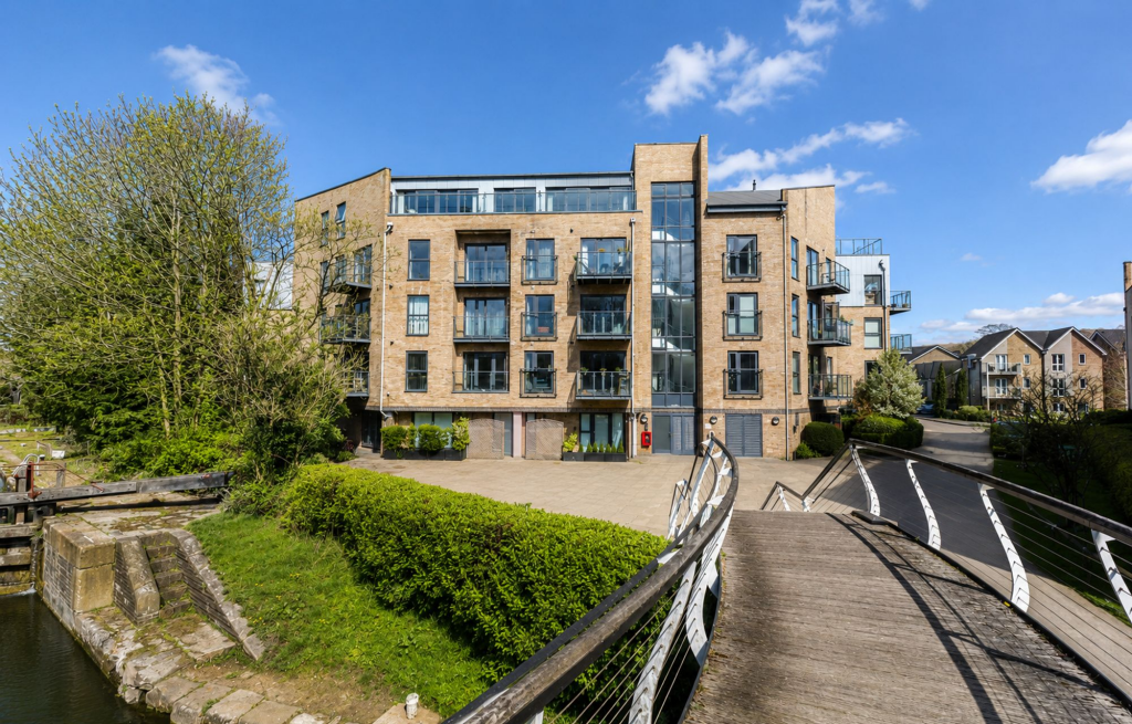 Main image of property: The Embankment, Nash Mills Wharf, HP3