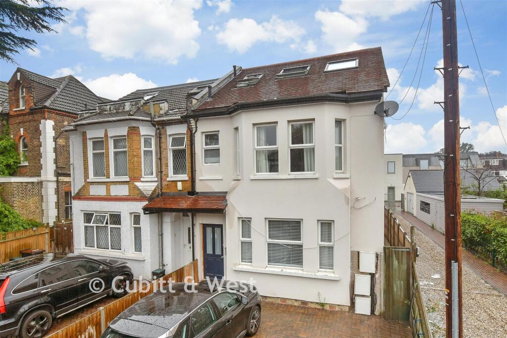 Apartment in London, Elmers End - View 2