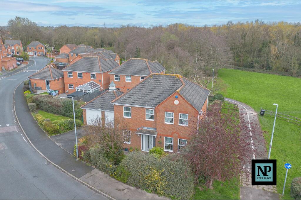 Main image of property: Orkney Drive, Wilnecote, B77