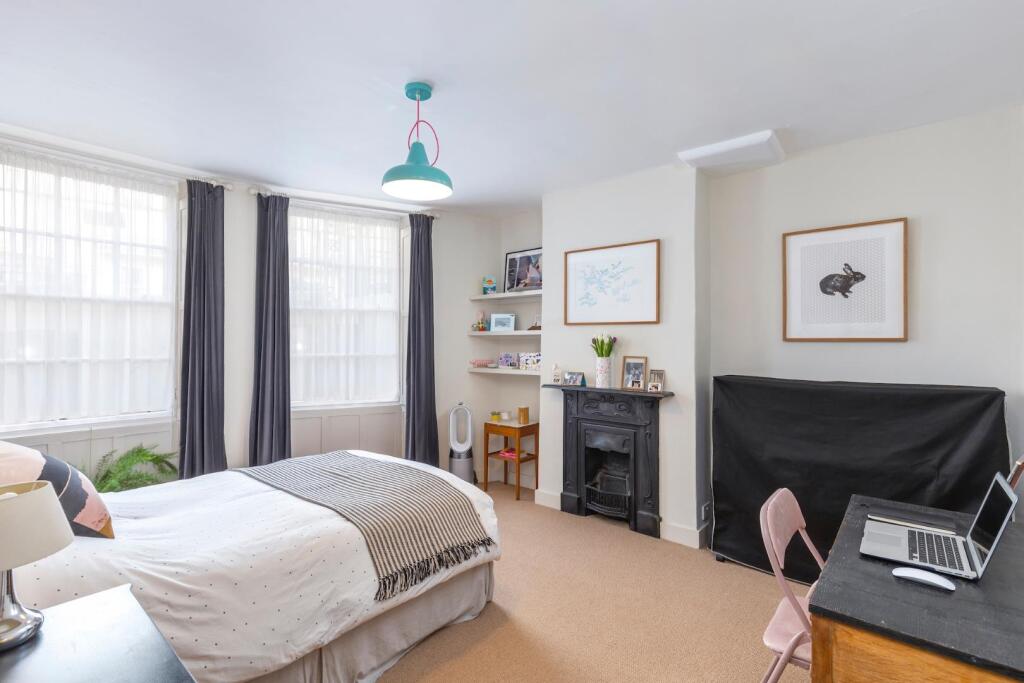 Brunswick Place, Hove photo 4