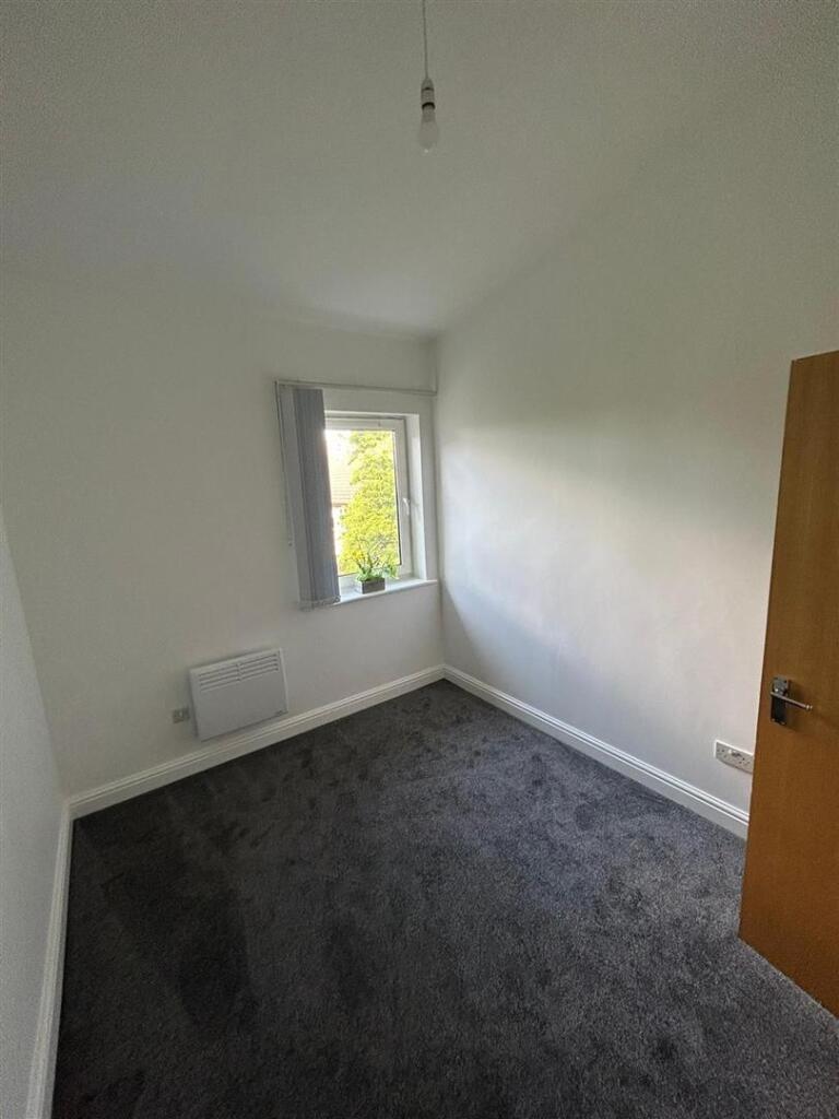 Apartment in Salford, Greater Manchester - More