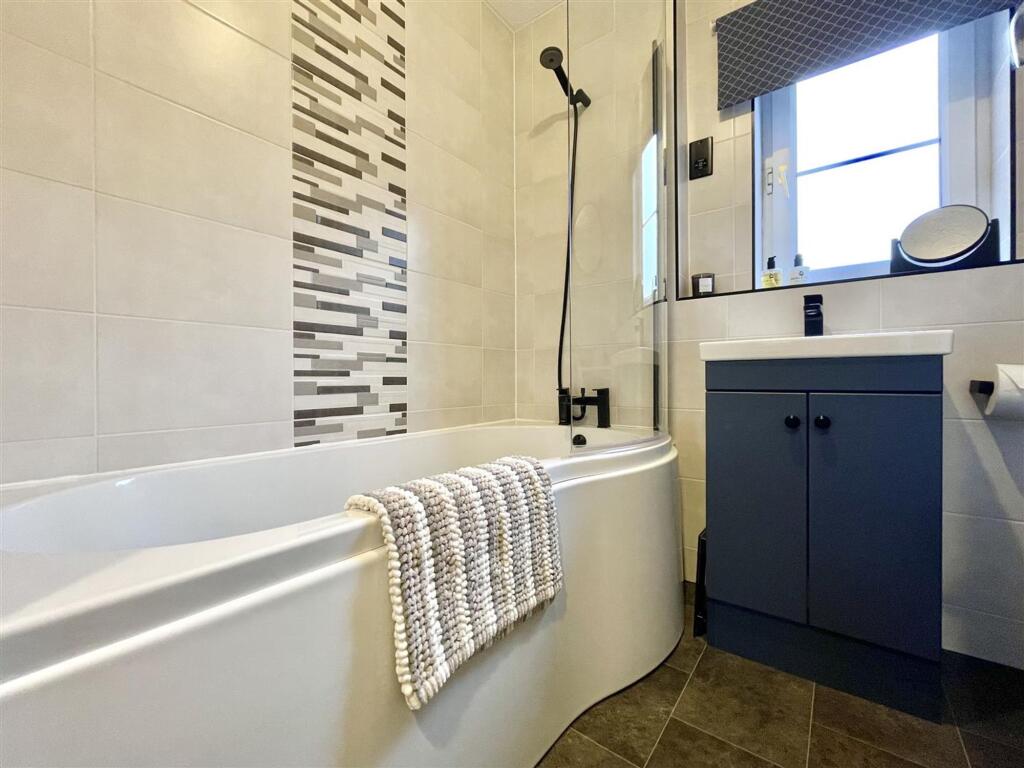 Apartment in Dorchester - View 5