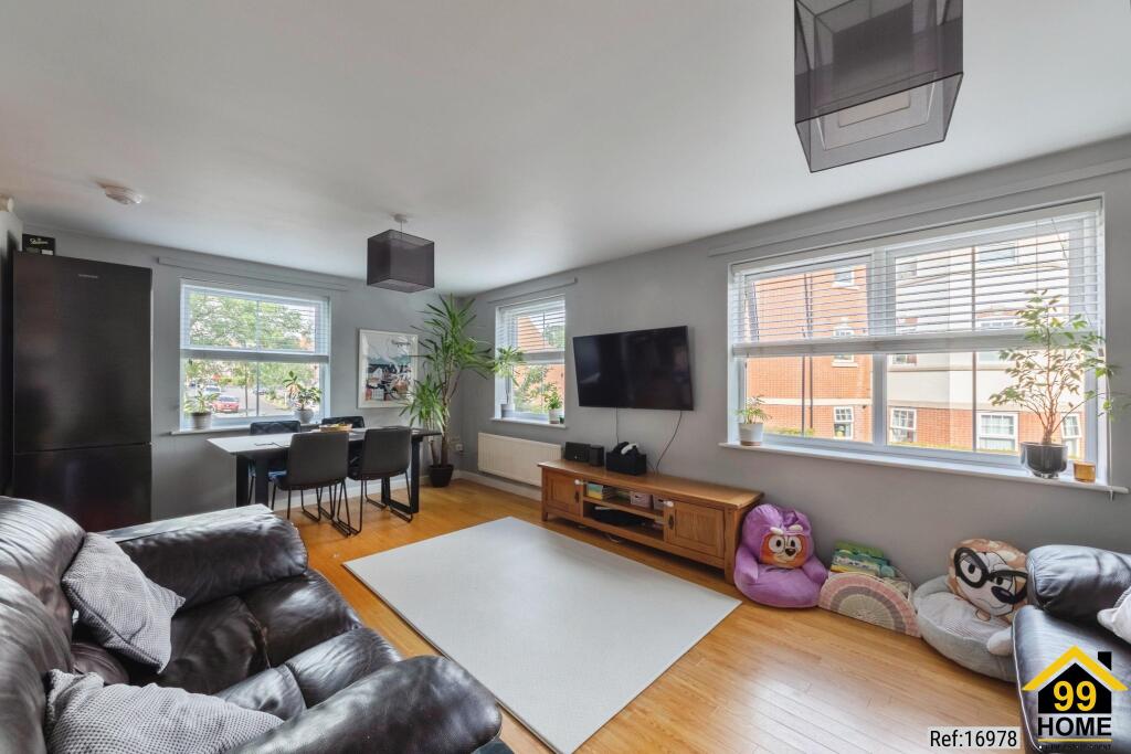 Apartment in Birmingham - More
