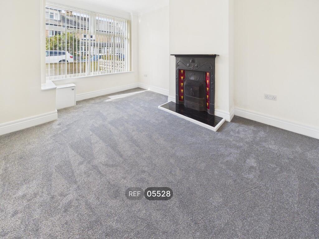 House in Harrogate, Woodfield - View 2
