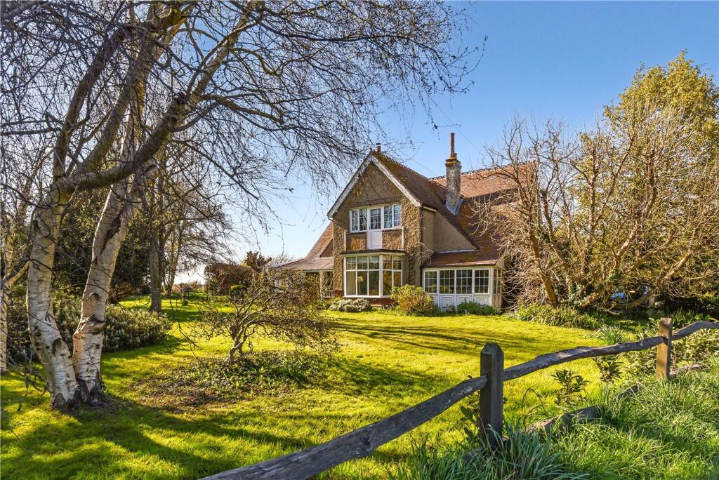 Main image of property: Norton Lea, Chichester Road, Selsey, Chichester PO20 9EA