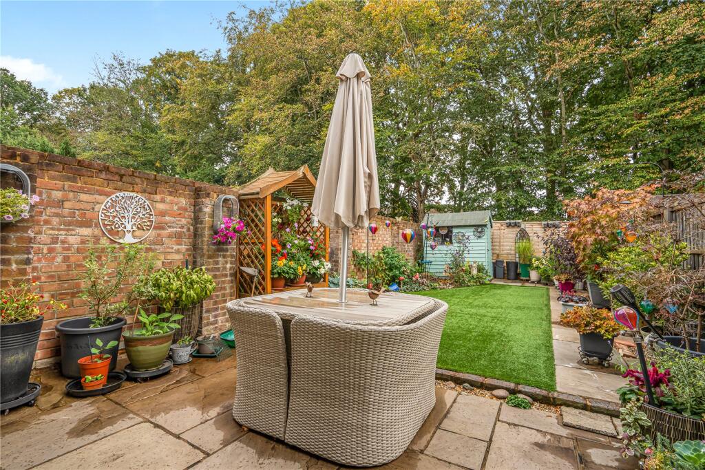 House in Surrey Heath, Bisley - View 2