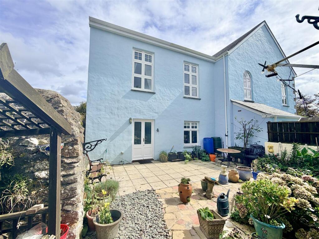 Main image of property: Meadow Court, Hendra, Stithians, Cornwall