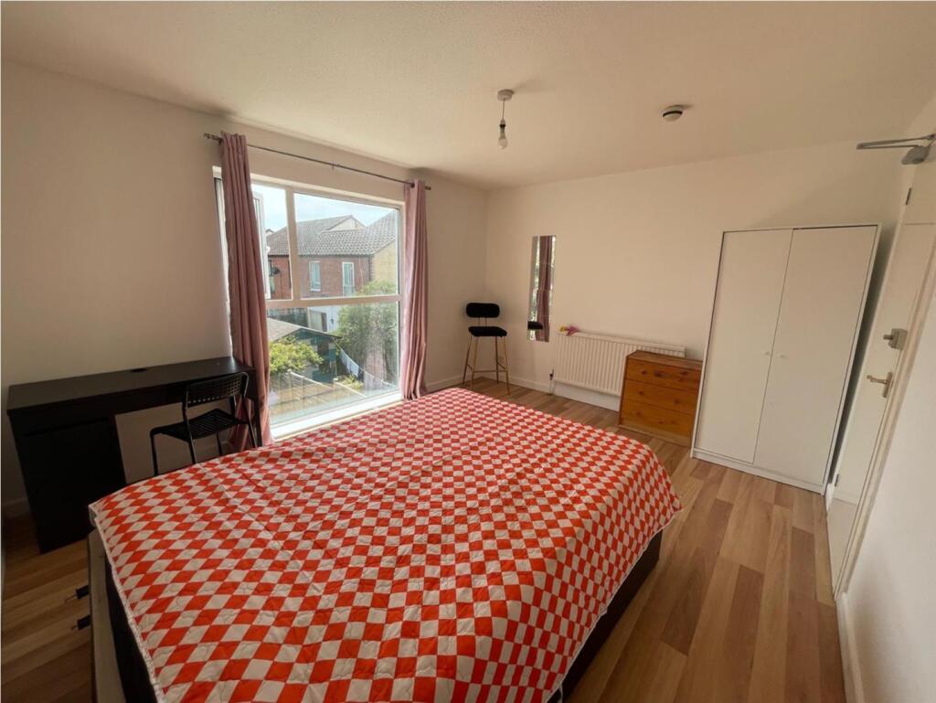 Main image of property: Bradwell Common Boulevard, Bradwell Common, Milton Keynes