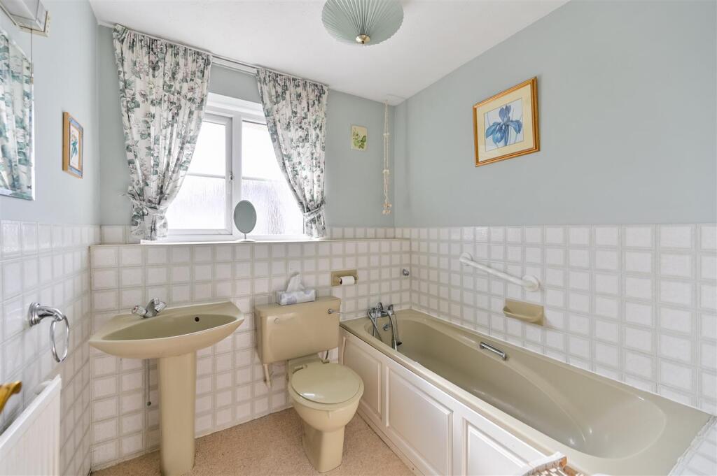 House in Reading - More