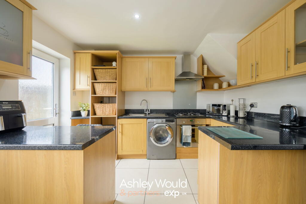 House in Dudley, Audnam - More