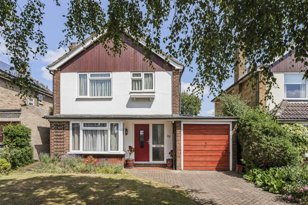 3-bed terraced on Cowper Crescent, Bengeo, £685,000
