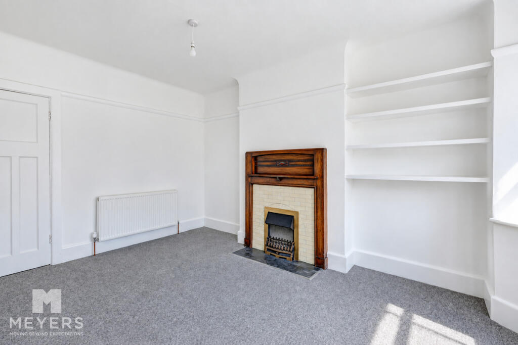 Apartment in Bournemouth - View 3
