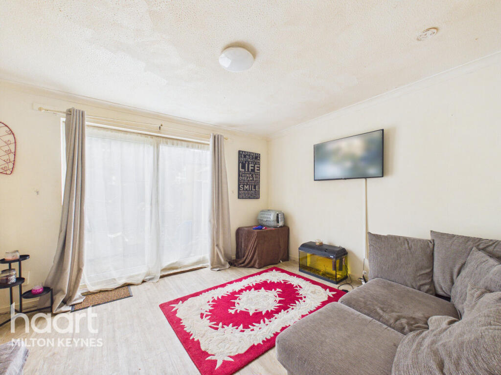 Wandsworth Place, Bradwell Common photo 4