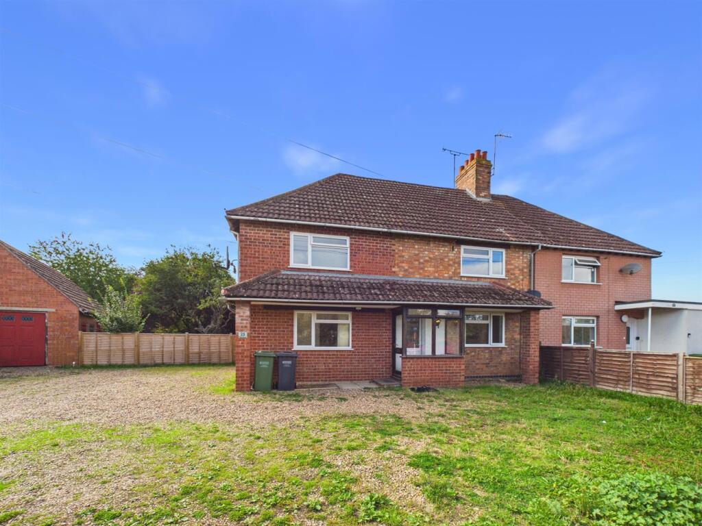 Main image of property: Newtown, Offenham