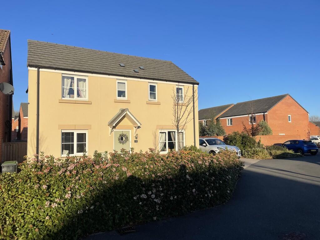 Main image of property: Broom Close, Witham st Hughs