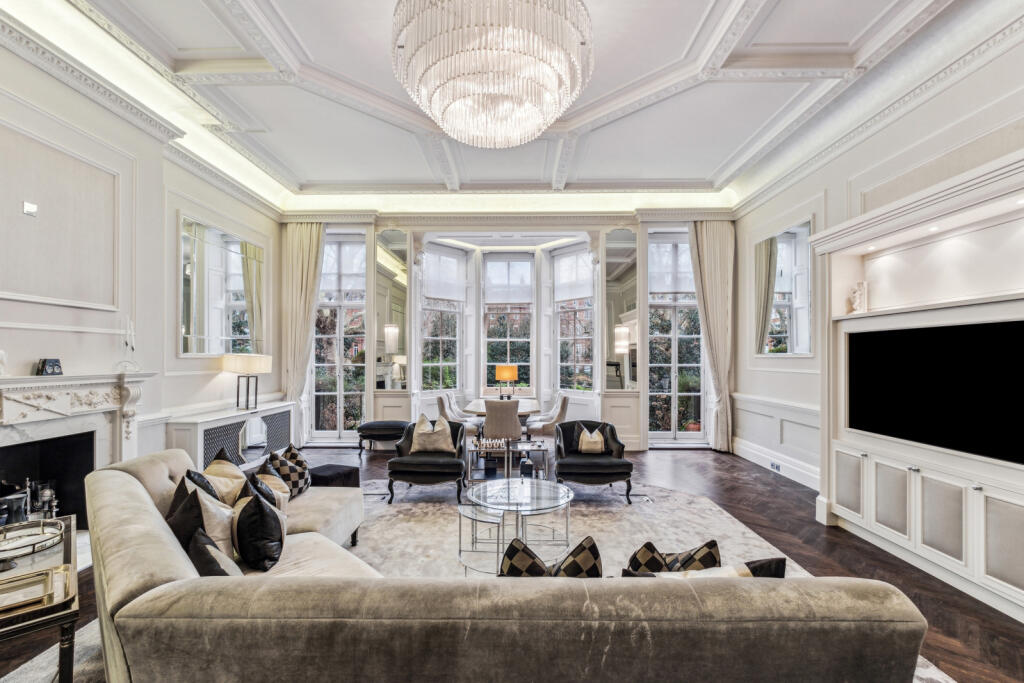 Main image of property: Cadogan Square,
Knightsbridge, SW1X