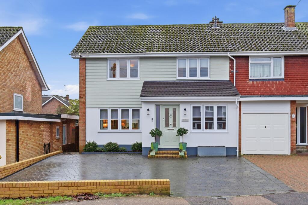 Main image of property: The Paddocks, Ingatestone
