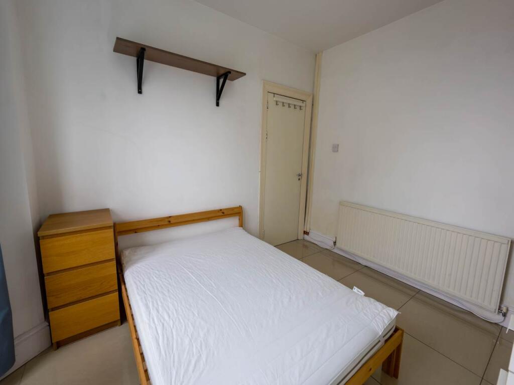 House in Cardiff, Plasnewydd, Roath - View 4