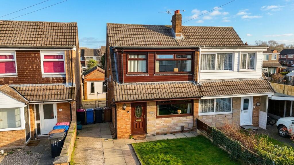 Main image of property: Edale Close, Irlam, M44