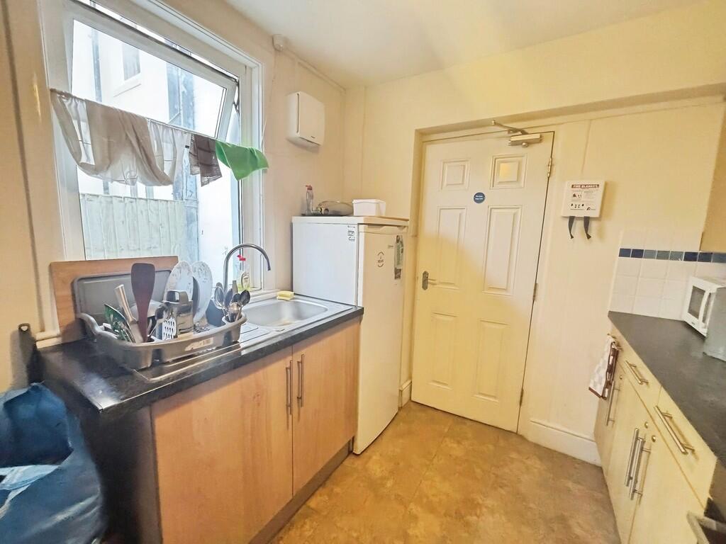 Crofton Road, Yeovil photo 5