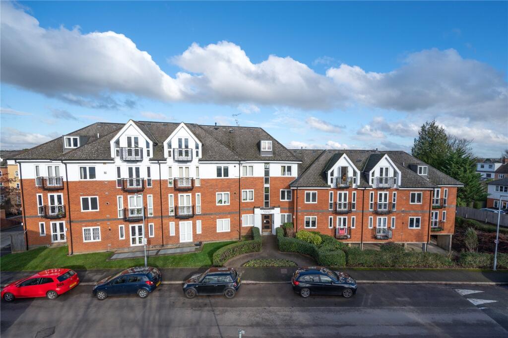 Main image of property: Windsor Court, Park View Close, St. Albans, Hertfordshire
