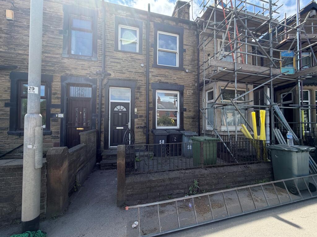 Main image of property: Bruntcliffe Road, Morley, Leeds