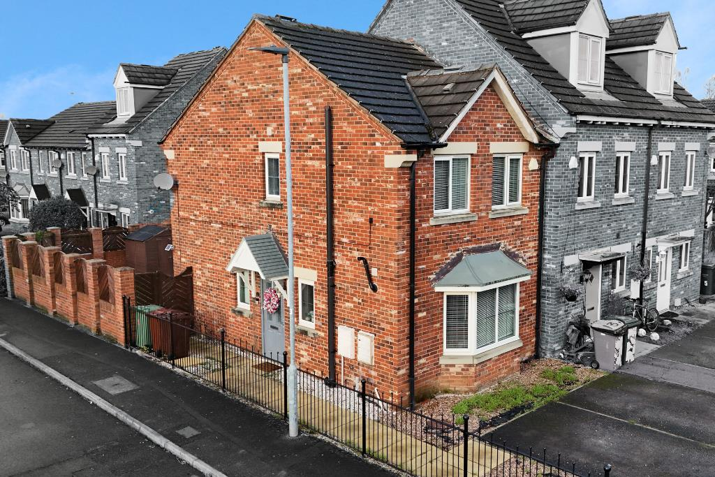 Main image of property: Willowmore Fold, Featherstone, Pontefract