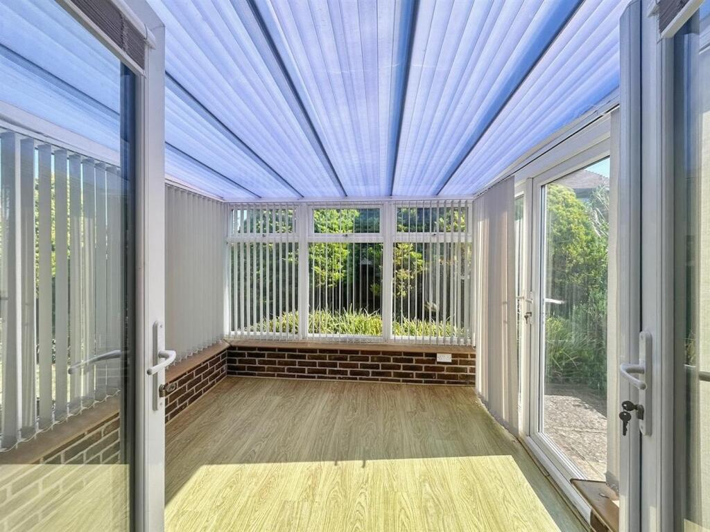 House in Seaford, East Blatchington - More