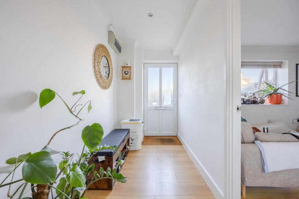 Main image of property: London Road, Leigh-On-Sea