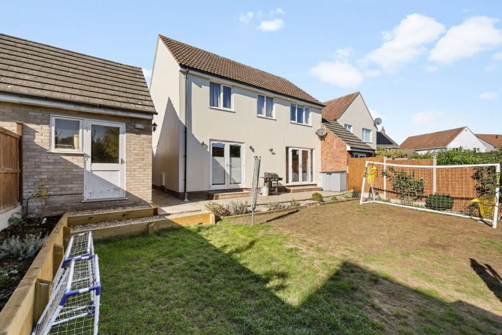 Main image of property: Mellor Chase, Colchester, CO3 9BN