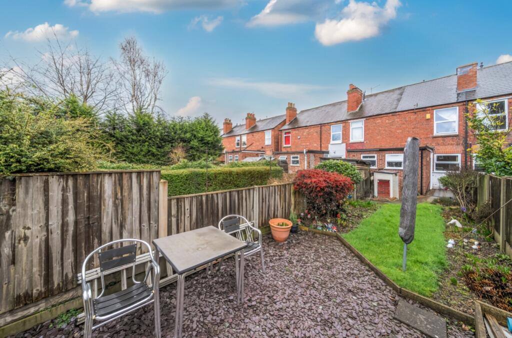 House in Nottingham, Nottinghamshire - View 4