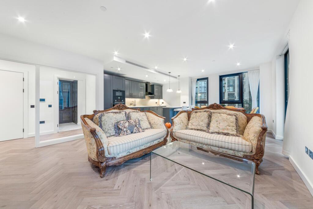 Apartment in London - View 2