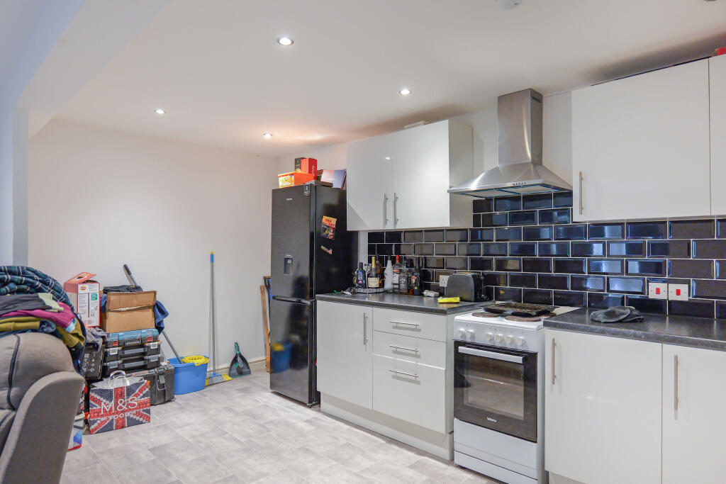 Apartment in Burnley, Lancashire - View 5