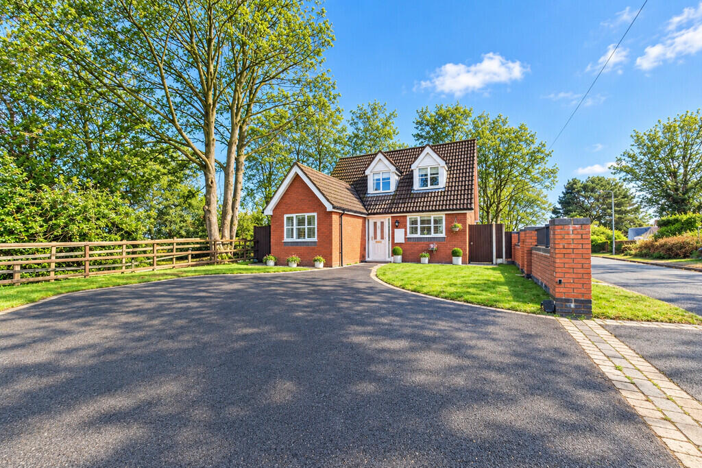 Main image of property: Post Office Lane, Slitting Mill