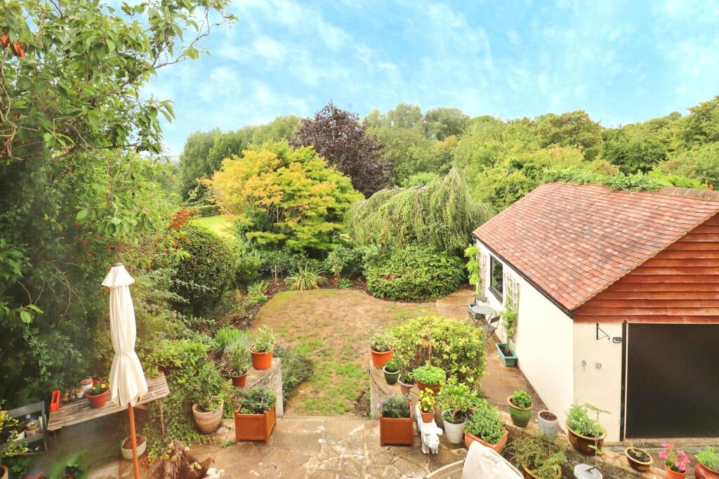 House in Whitchurch - View 5