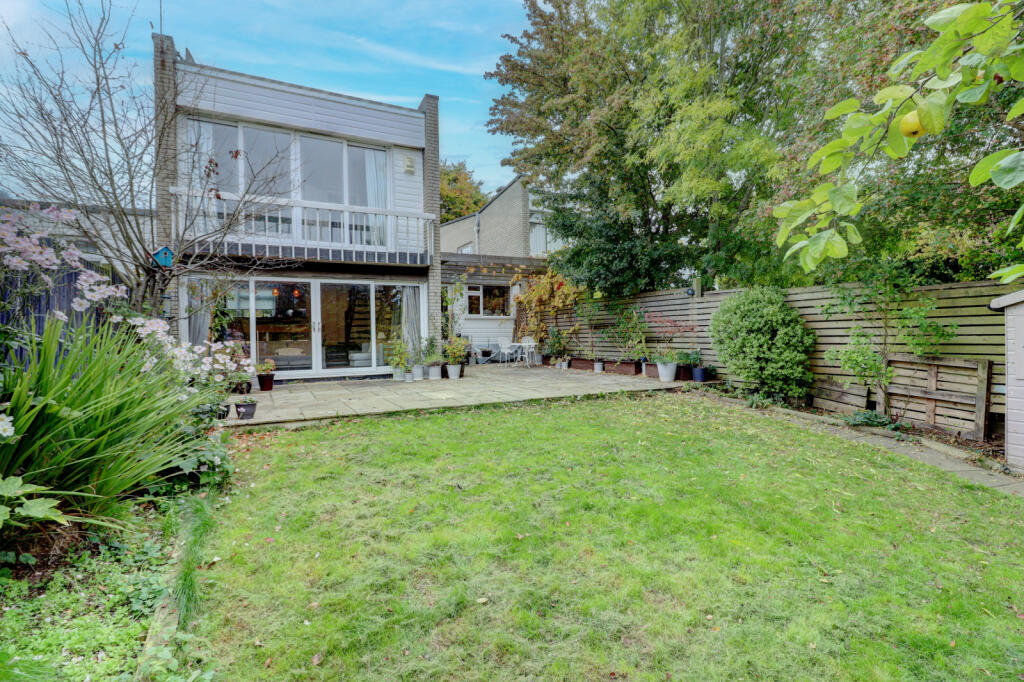 Main image of property: Pheasant Drive, High Wycombe, Buckinghamshire, HP13