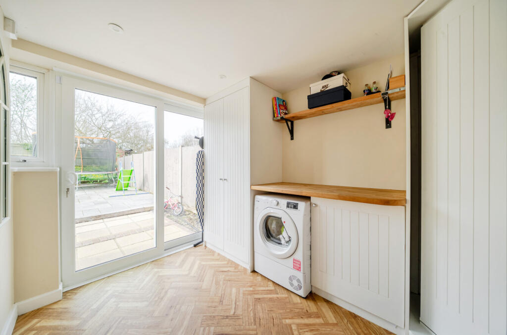 House in Bath, Brympton - More