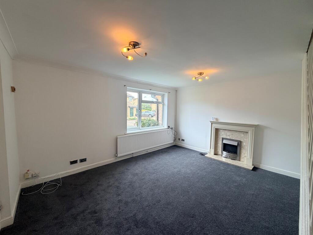 House in Peterborough, Orton Longueville - View 3