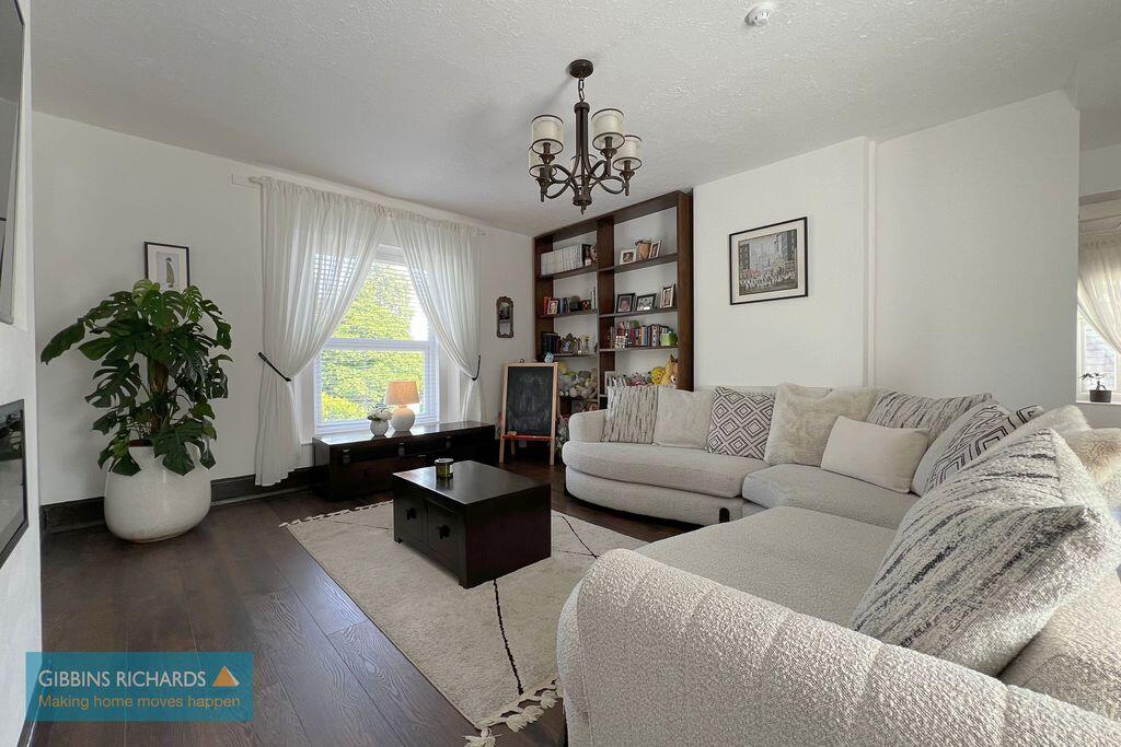Apartment in Taunton - View 2