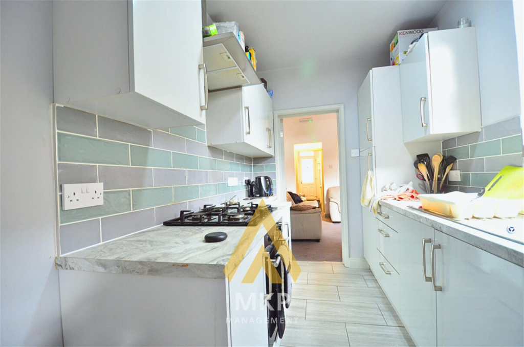 4 bedroom terraced house for rent