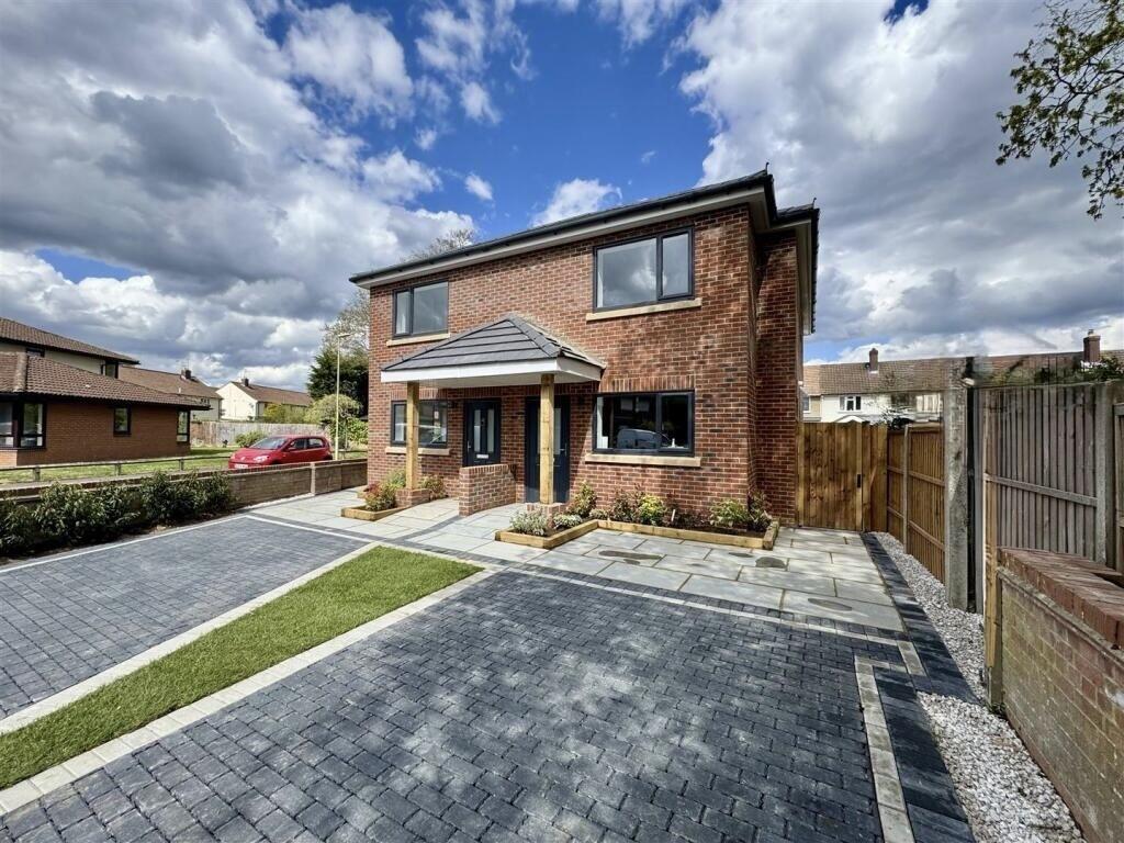 Main image of property: Ashridge, Farnborough