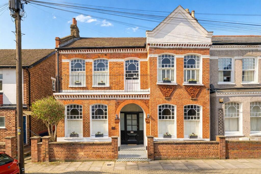 Main image of property: Dafforne Road, Tooting