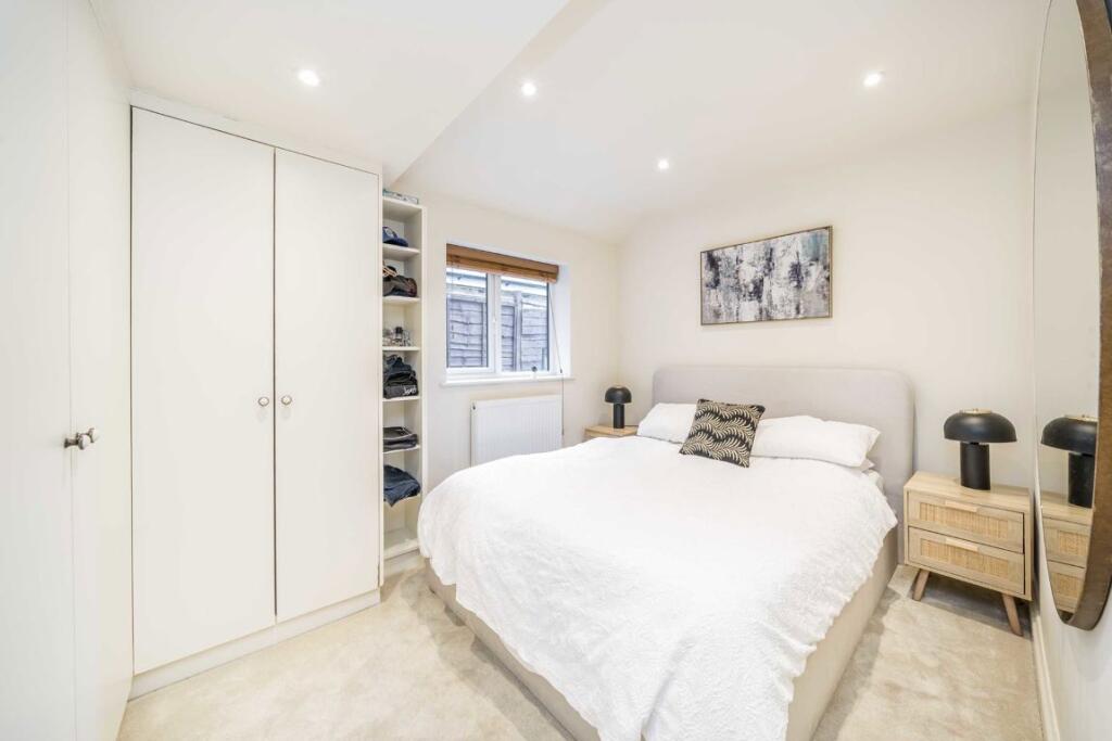 Apartment in London - View 4