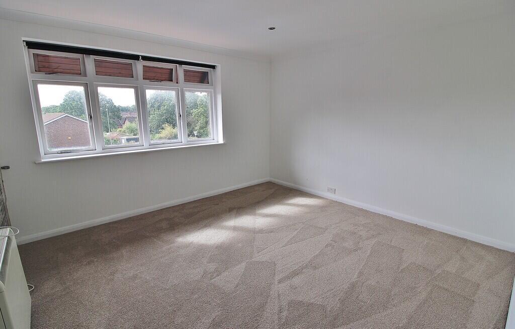 Apartment in Havant, Waterlooville - View 4