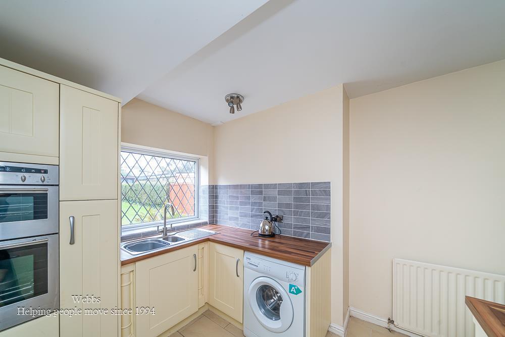 House in Walsall, Barn's Lane, Stubbers Green - View 5