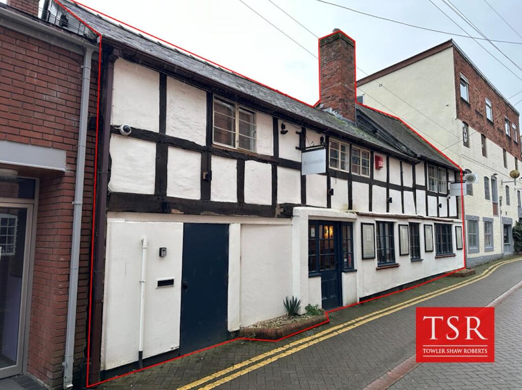 Main image of property: 17 Parkers Lane, Newtown, SY16 2LT